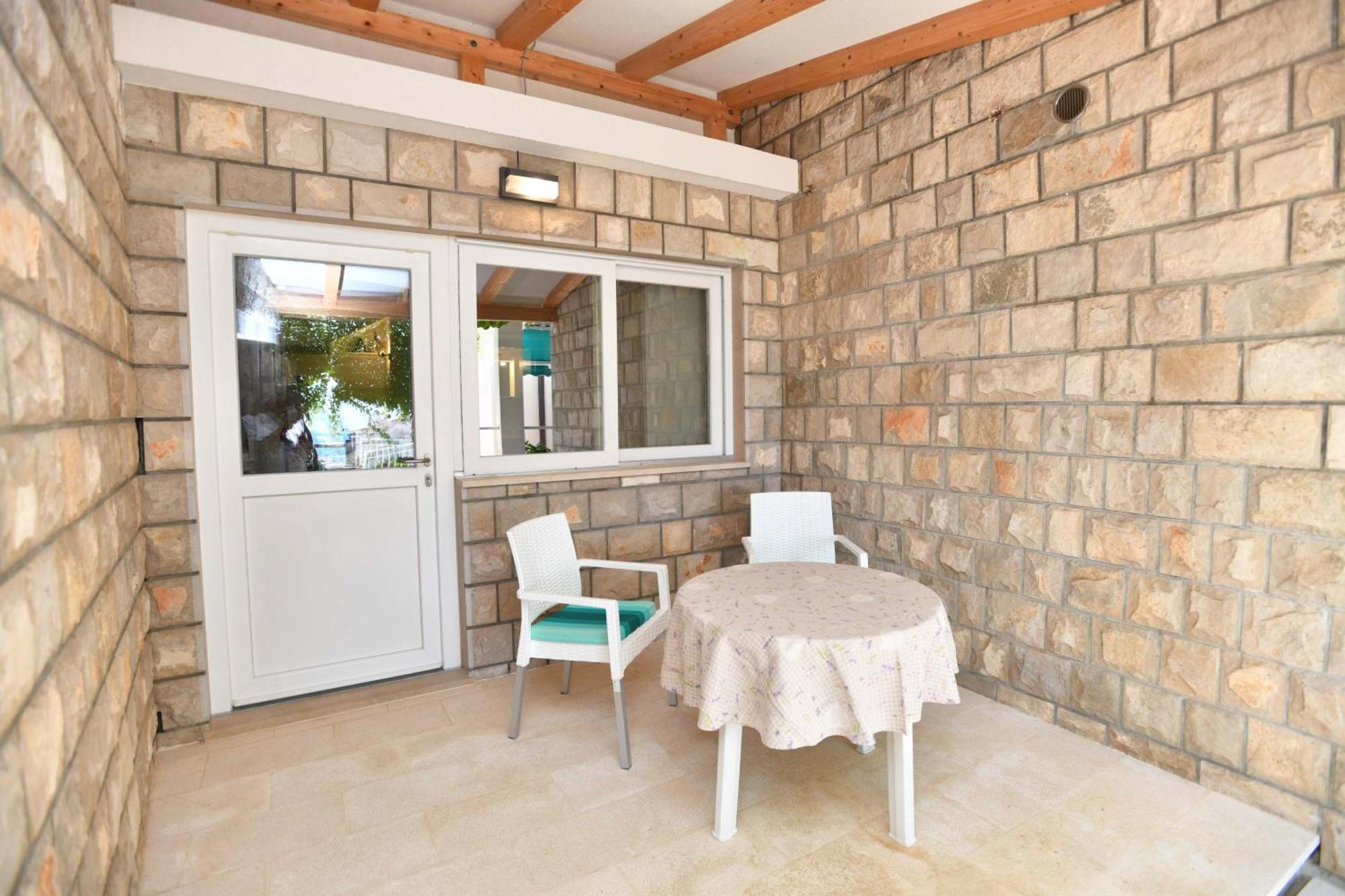Apartament Ron *