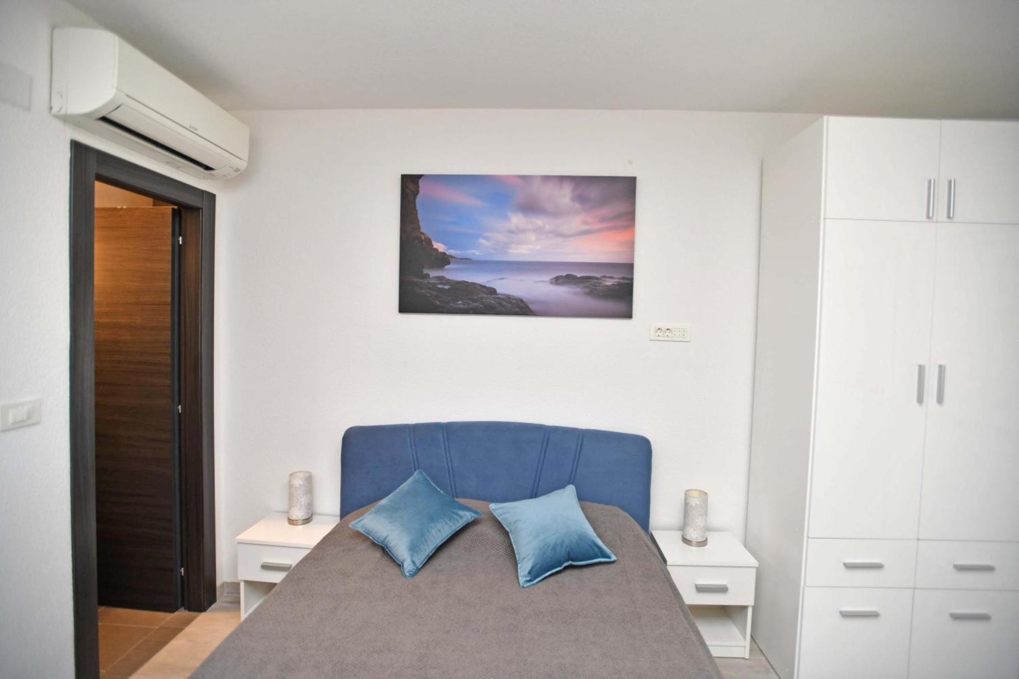 Apartament Ron