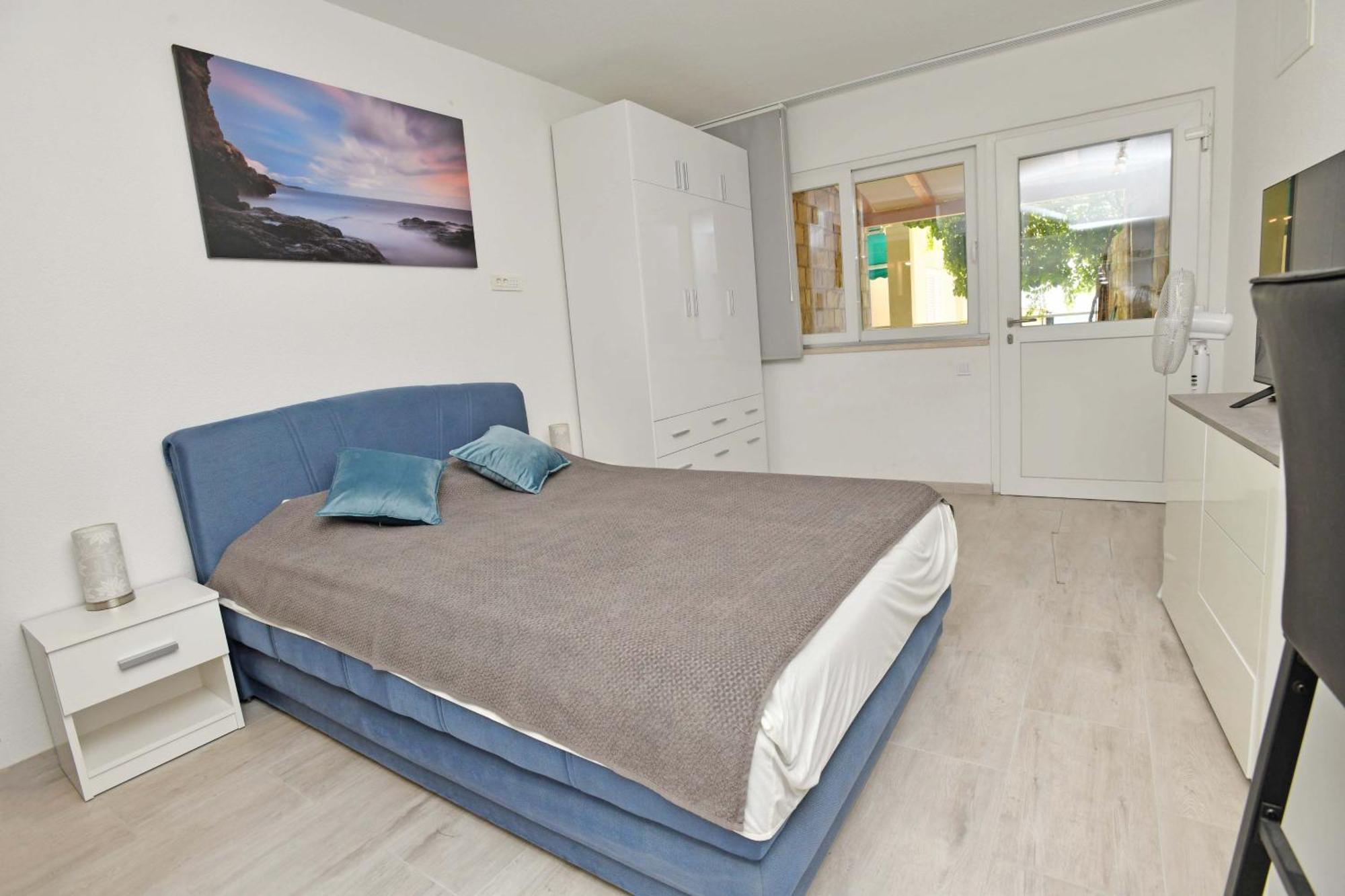 Apartament Ron